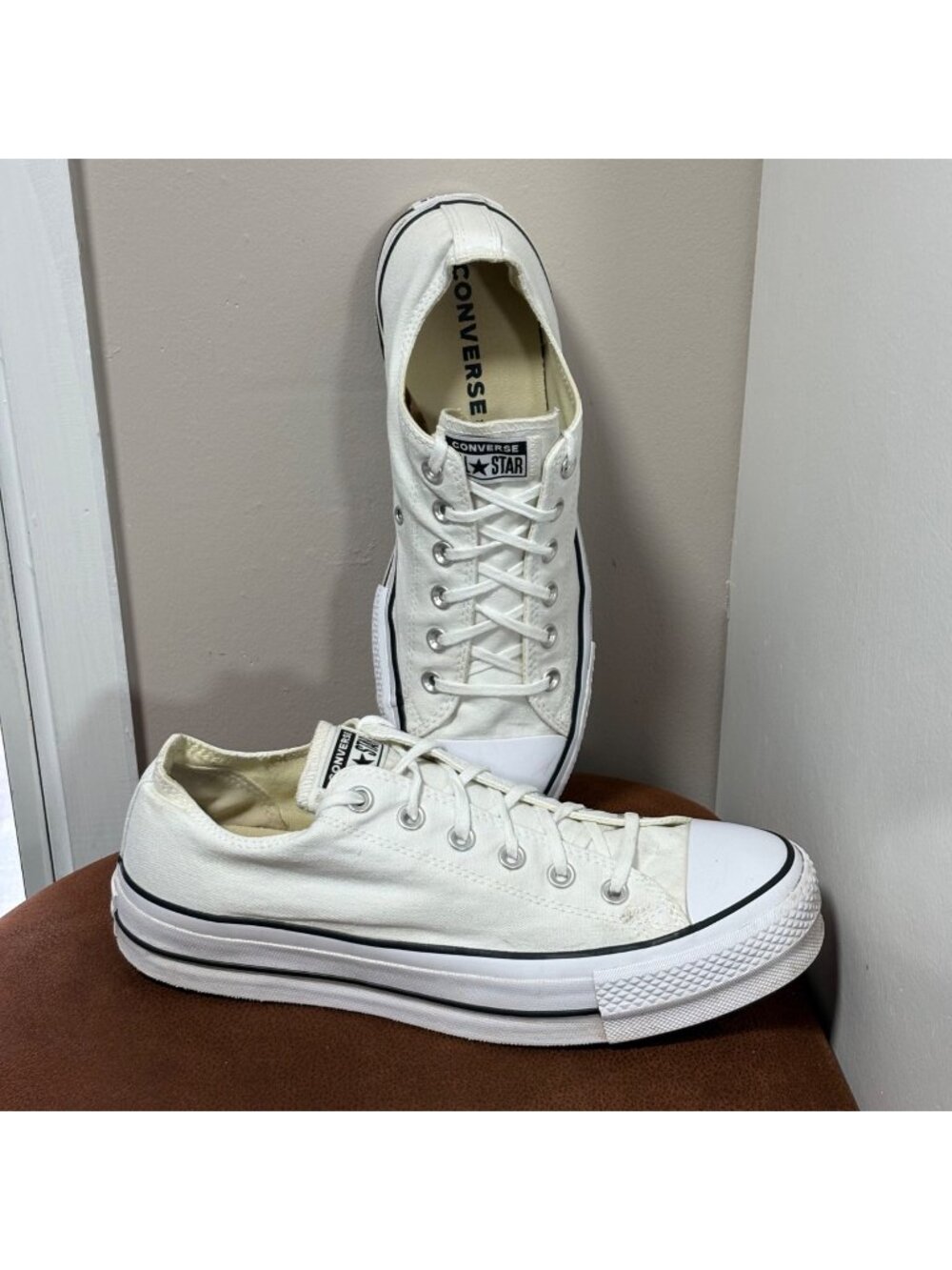 Converse Platform All Star Womens Size 11 Low Top White Canvas Sneakers